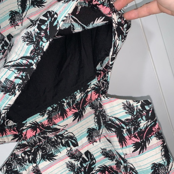 TOPSHOP Cutout Palm Jacquard Dress - Picture 6 of 11